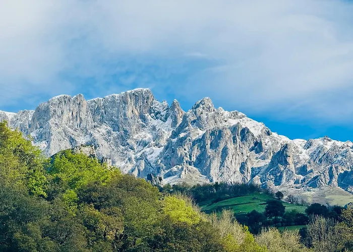 El Cestu, Valle De *